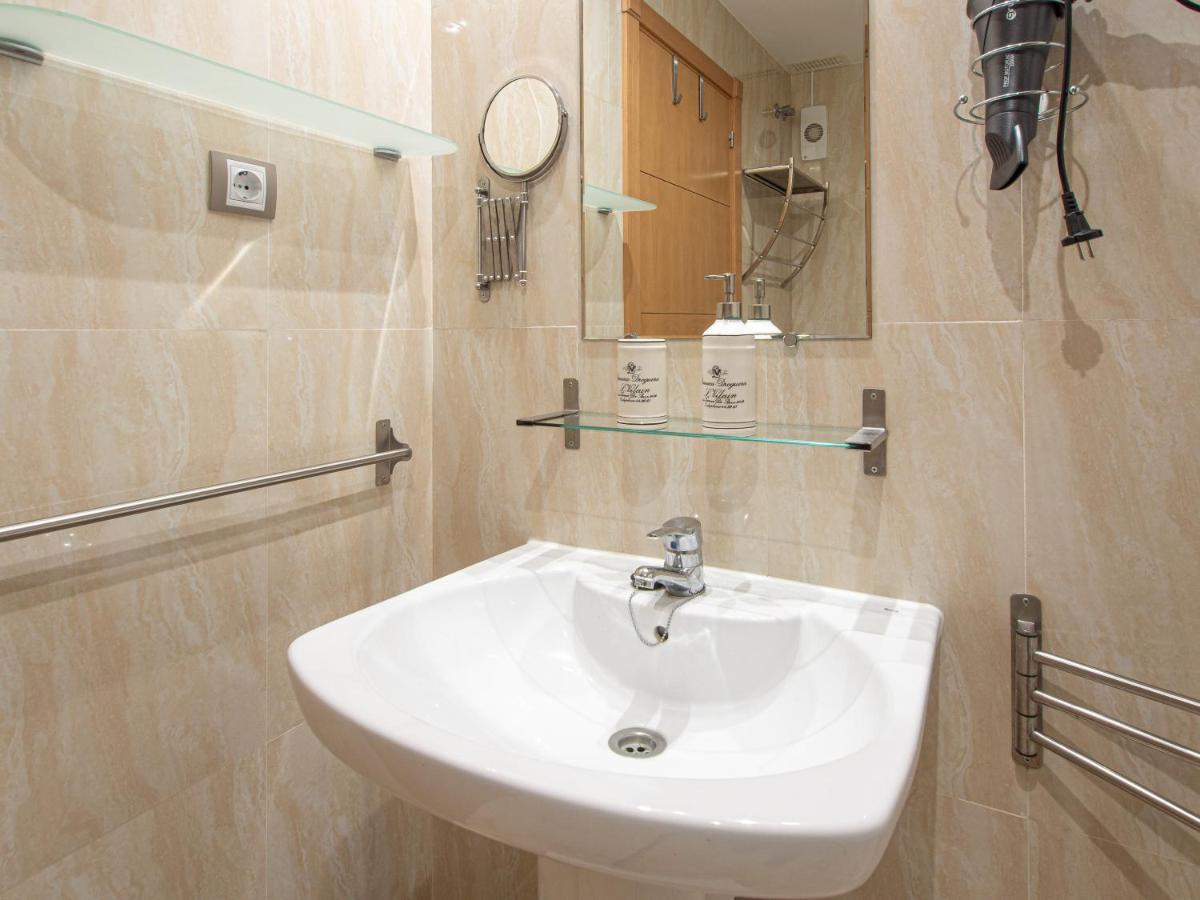 2091- Apt Close From All Amenities Манільва Екстер'єр фото